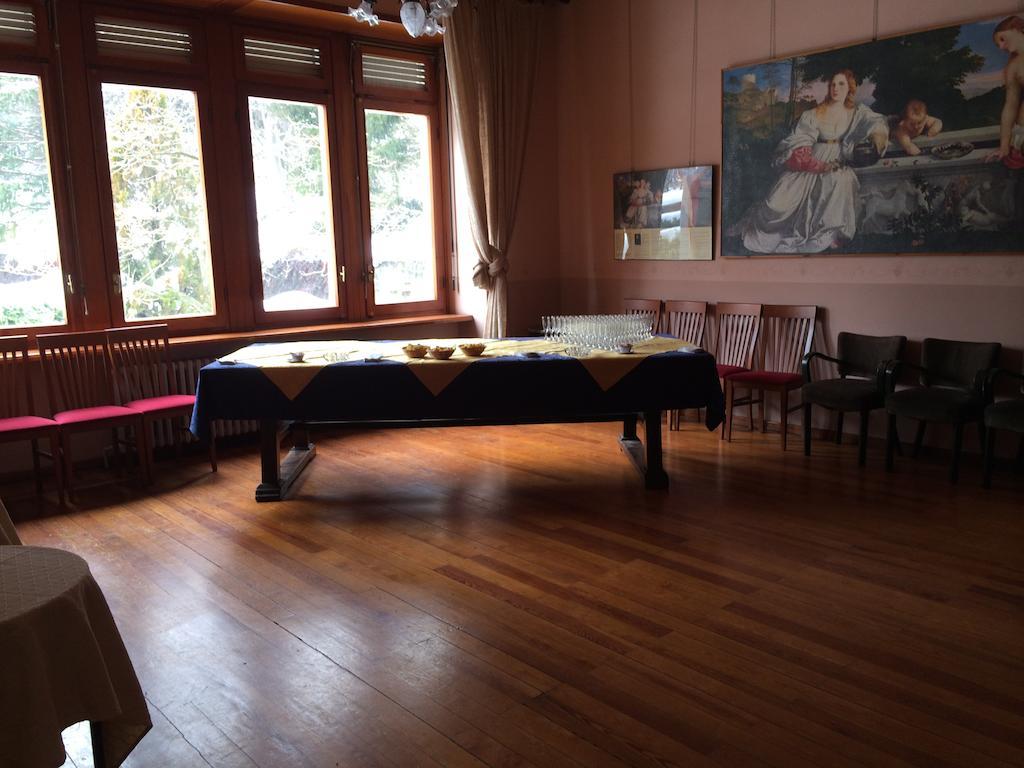 Grand Hotel Ala Di Stura Bagian luar foto